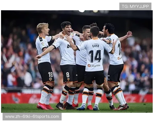 德甲球队后腰图片高清盘点那些能攻善守的中场核心